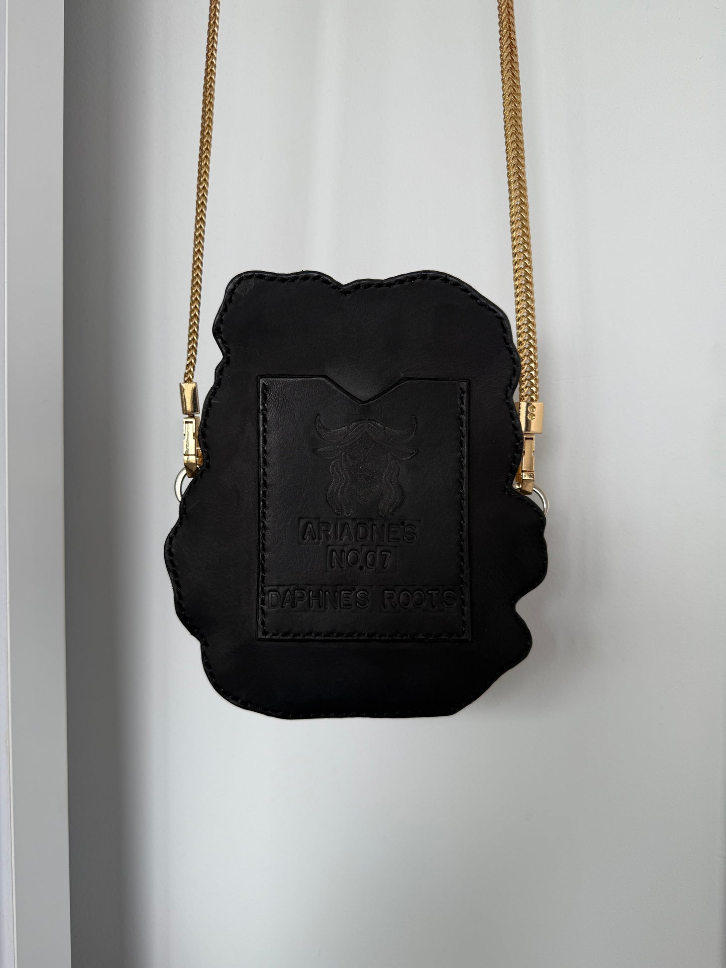 NO.07 Daphne’s Roots